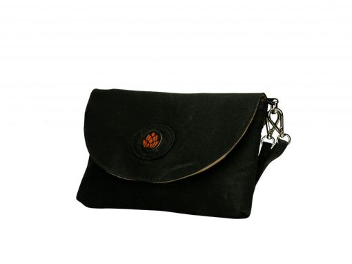 Front view of Anthracite black vegan leather clutch bag