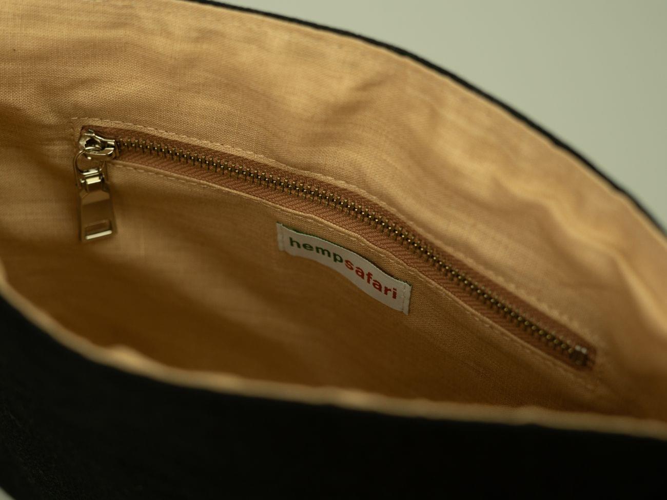 Sahara Messenger Bag Protea Medallion Anthracite Black - Image 2