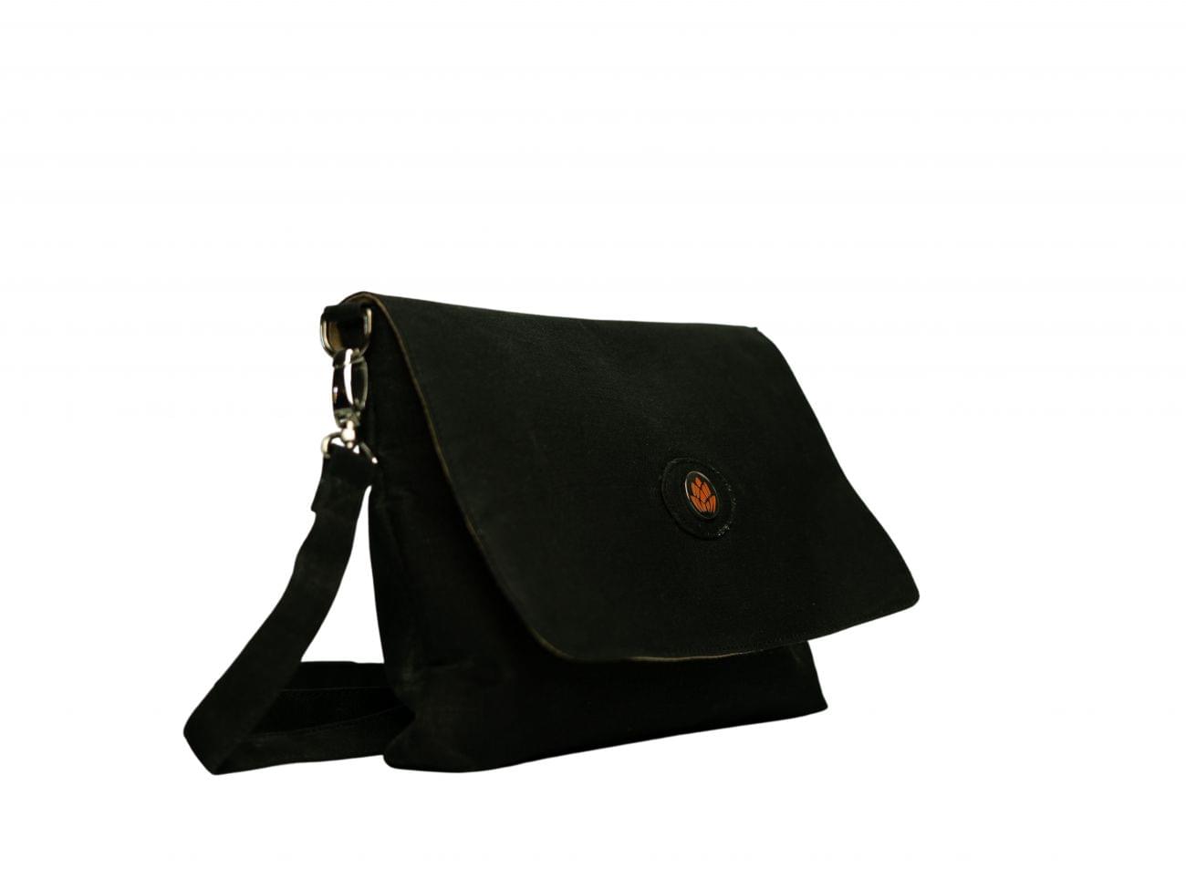Sahara Messenger Bag Protea Medallion Anthracite Black - Image 3